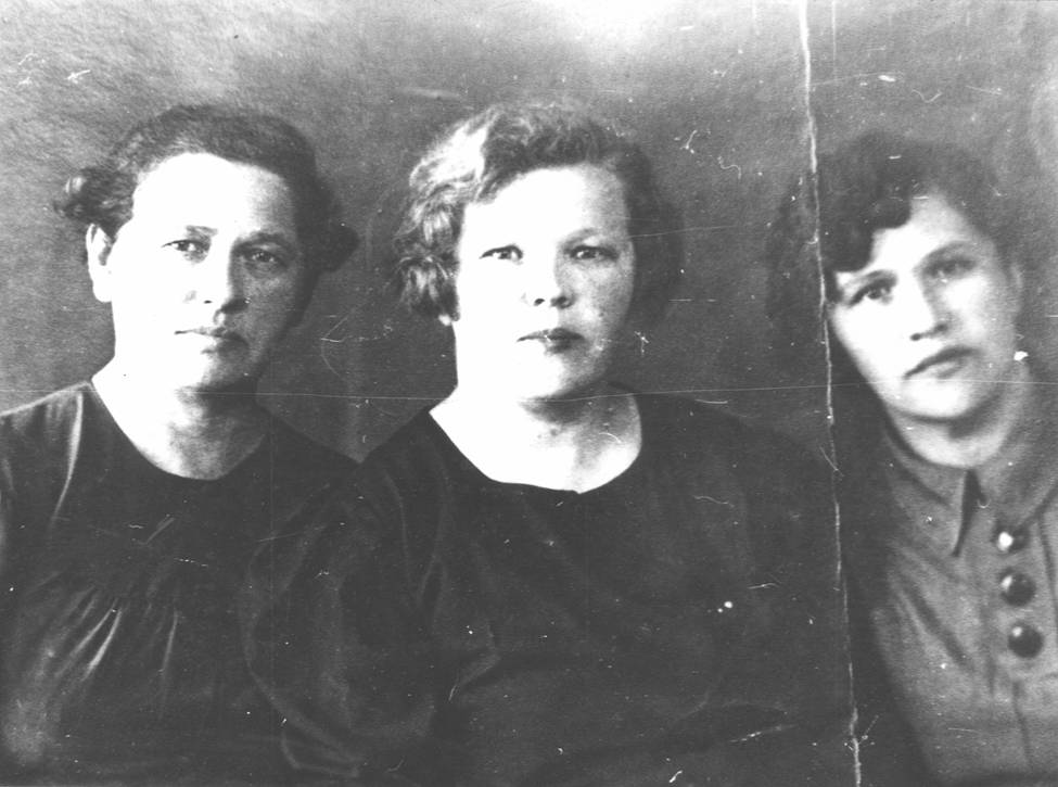 Сестры В.Я. Ерошенко